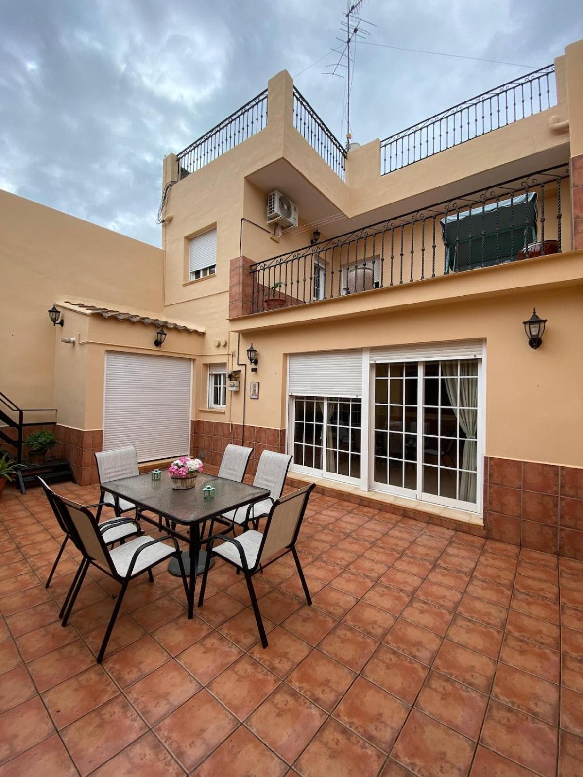 Casa Rural Roa Casinos Exterior photo